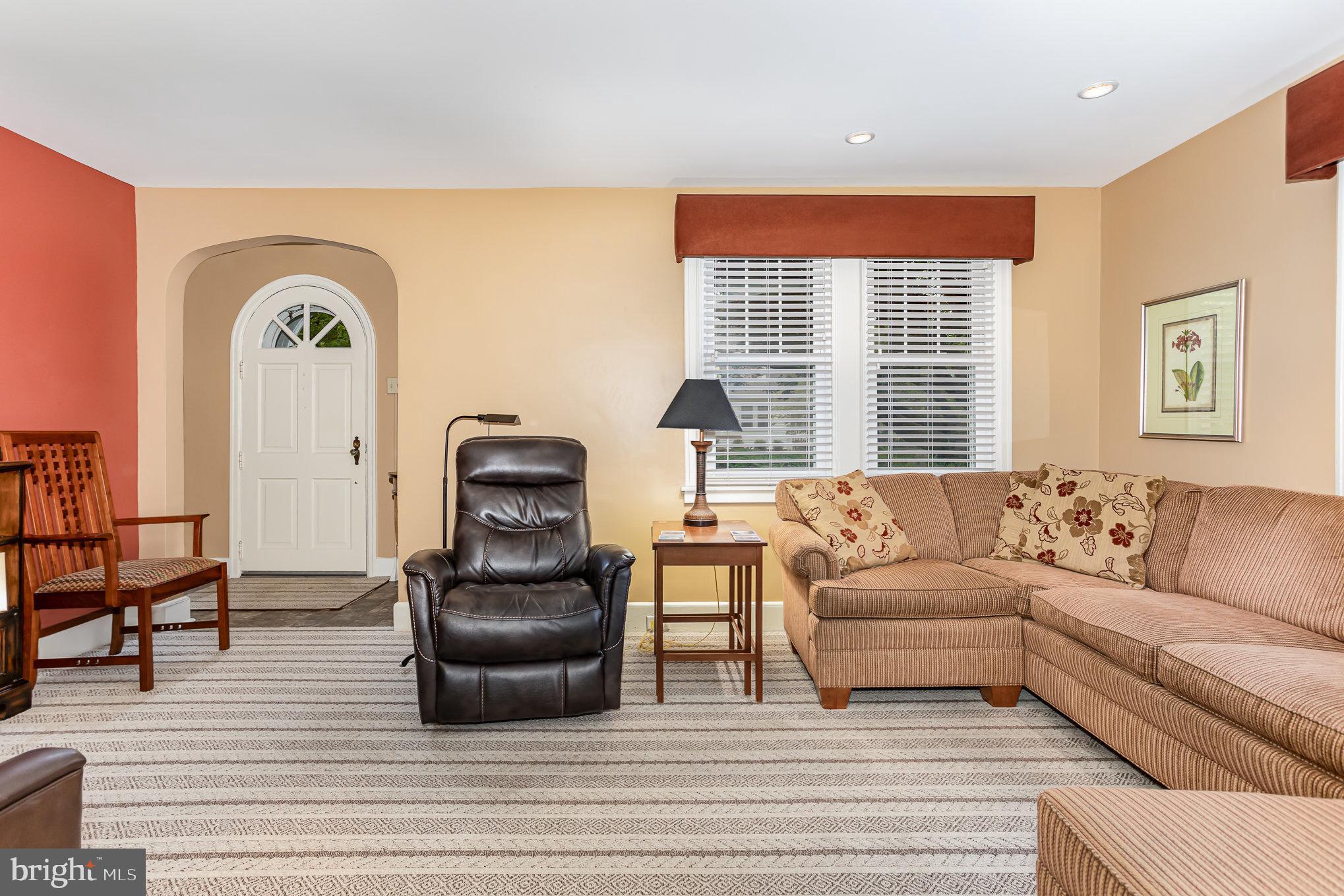 29 Maple Avenue Hershey, PA 17033 - Photo 8 of 32 a living room with furniture and a window