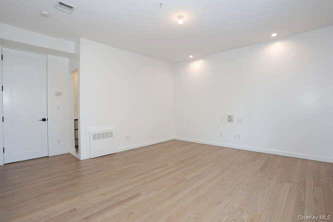 4 Howard Drive, Unit 313 Spring Valley, NY 10977 - Photo 18 of 29