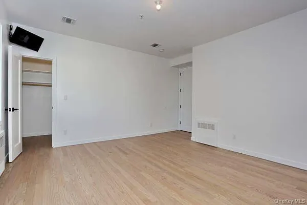 $999,990 | 4 Howard Drive, Unit 313, Spring Valley, NY 10977