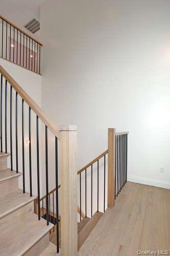 4 Howard Drive, Unit 313 Spring Valley, NY 10977 - Photo 5 of 29