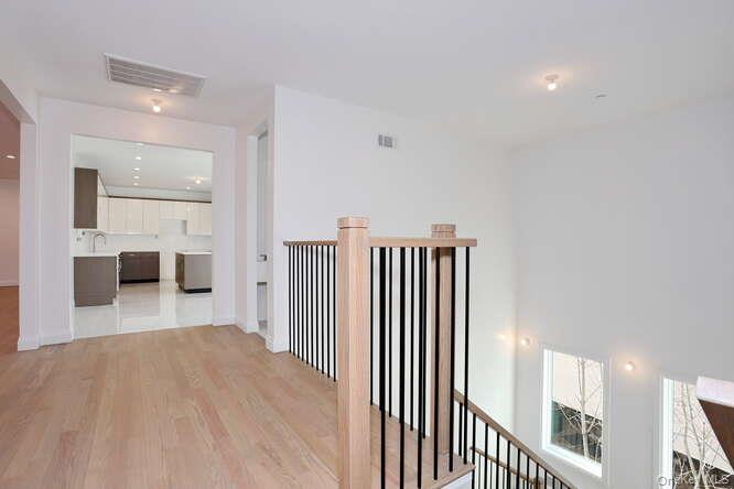 4 Howard Drive, Unit 313 Spring Valley, NY 10977 - Photo 6 of 29