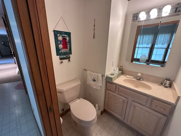 $699,900 | 970 Dean Road, Quincy, MI 49082