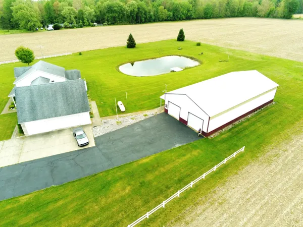 $699,900 | 970 Dean Road, Quincy, MI 49082