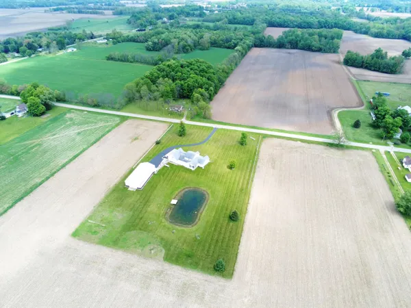 $699,900 | 970 Dean Road, Quincy, MI 49082