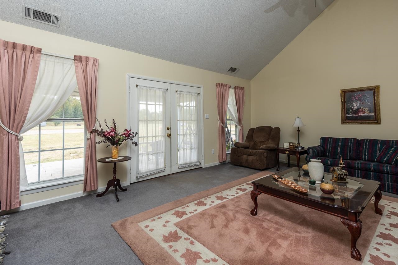 7239 Ward Road Millington, TN 38053 - Photo 8 of 25 Gallery Image 8