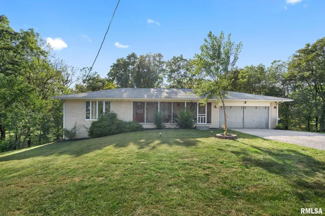 $244,900 | 14028 Knoxville Road, Milan, IL 61264