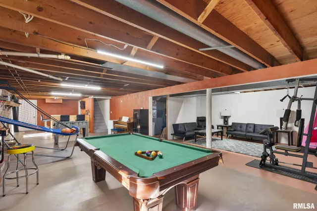 $244,900 | 14028 Knoxville Road, Milan, IL 61264