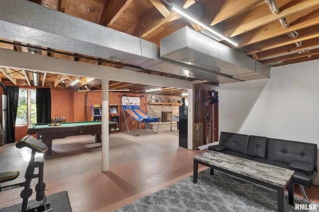 $244,900 | 14028 Knoxville Road, Milan, IL 61264