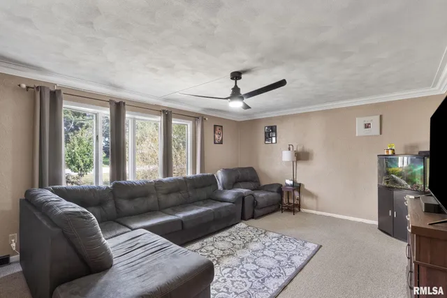 $244,900 | 14028 Knoxville Road, Milan, IL 61264