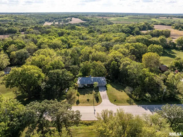 $244,900 | 14028 Knoxville Road, Milan, IL 61264