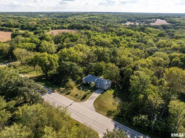 $244,900 | 14028 Knoxville Road, Milan, IL 61264