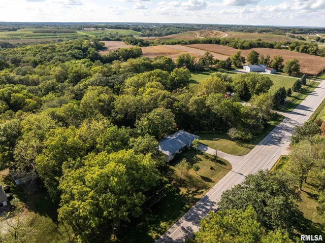 $244,900 | 14028 Knoxville Road, Milan, IL 61264