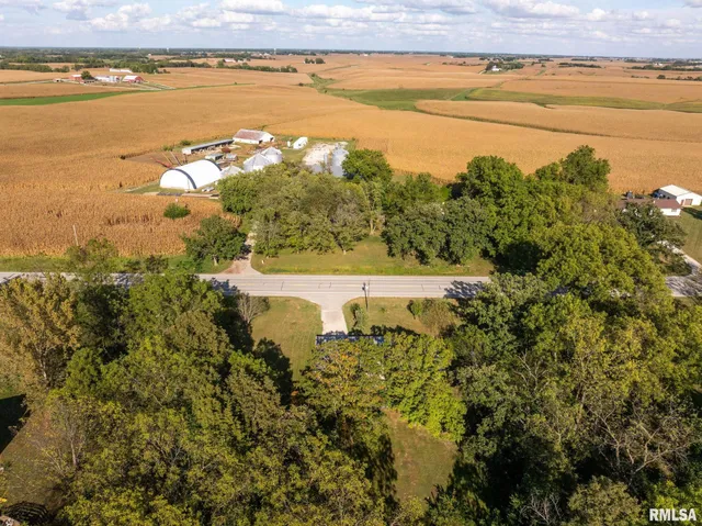 $244,900 | 14028 Knoxville Road, Milan, IL 61264