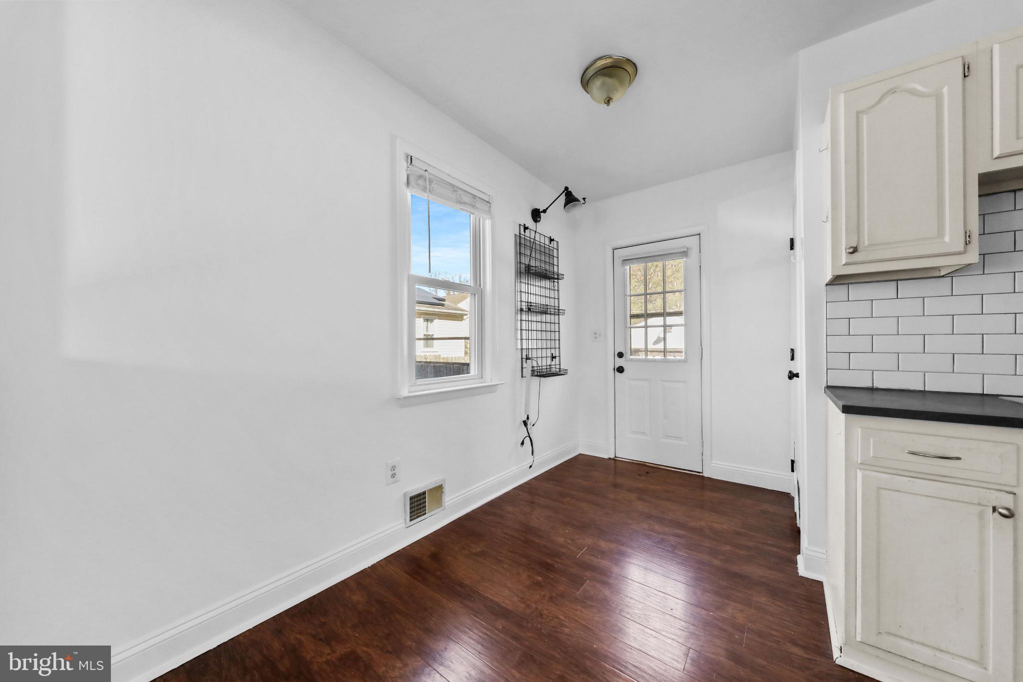 323 3rd Avenue Lindenwold, NJ 08021 - Photo 6 of 34 Bright and airy entryway with modern charm.
