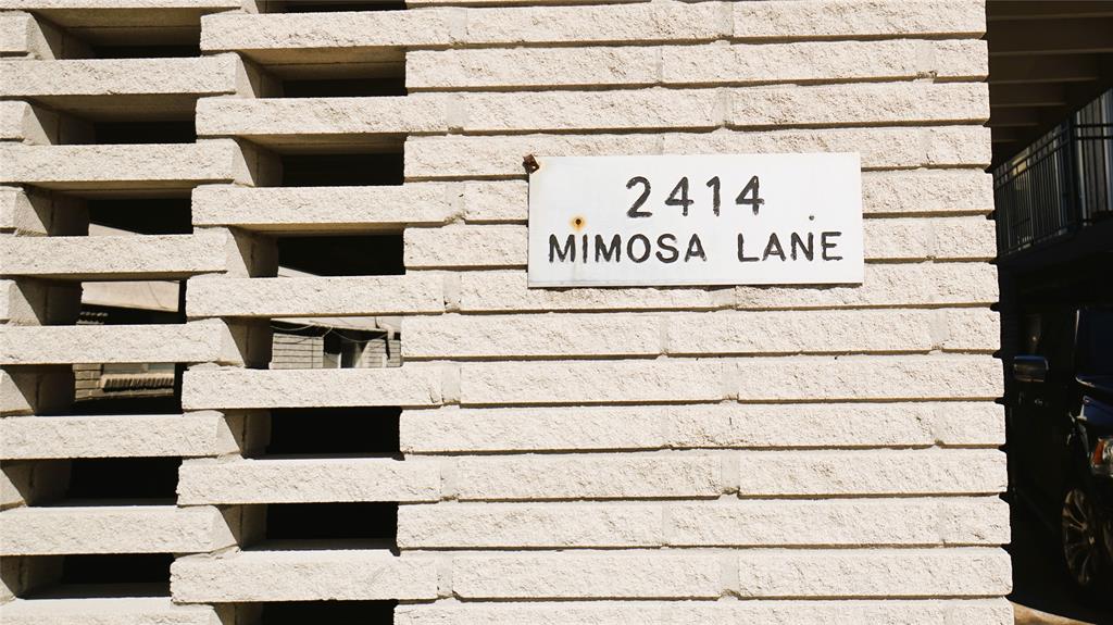 a close up of a street