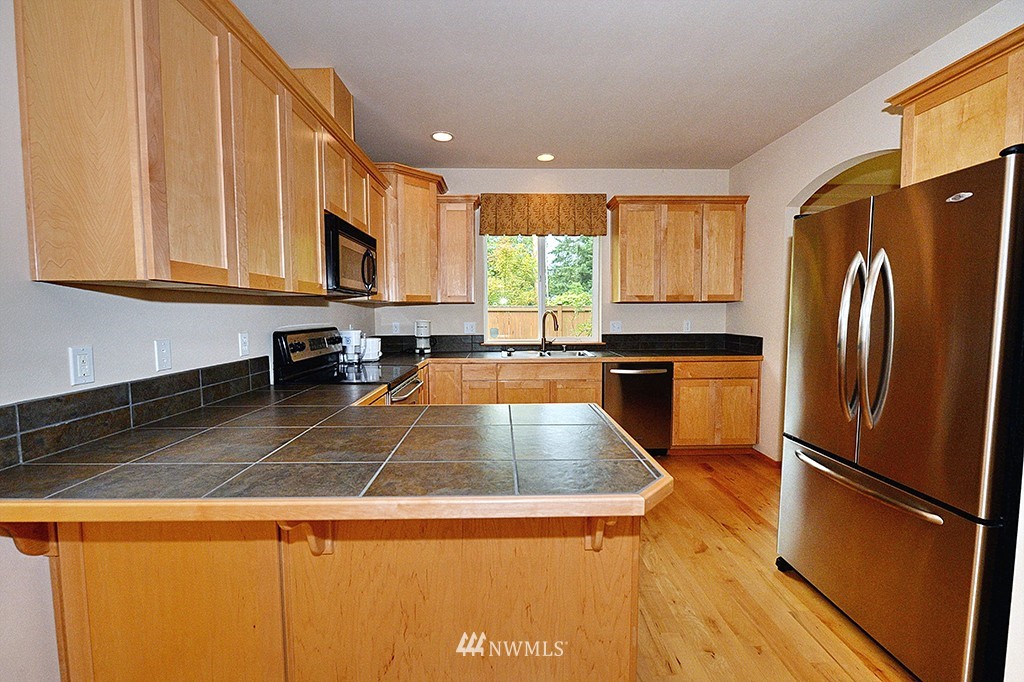 4019 212th Place Southeast Bothell, WA 98021 - Photo 11 of 25