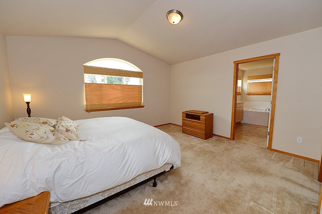 4019 212th Place Southeast Bothell, WA 98021 - Photo 15 of 25