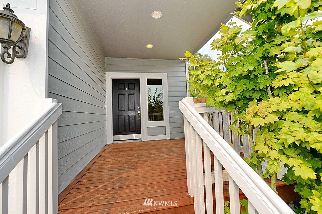4019 212th Place Southeast Bothell, WA 98021 - Photo 4 of 25