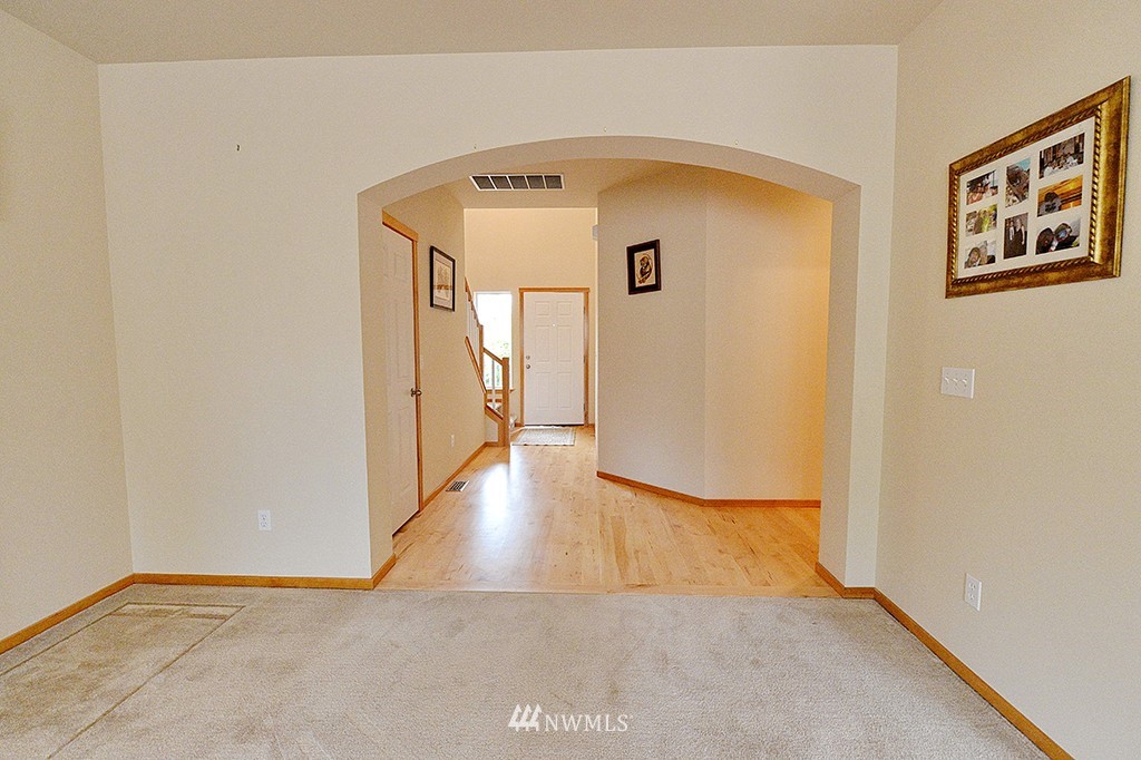 4019 212th Place Southeast Bothell, WA 98021 - Photo 8 of 25
