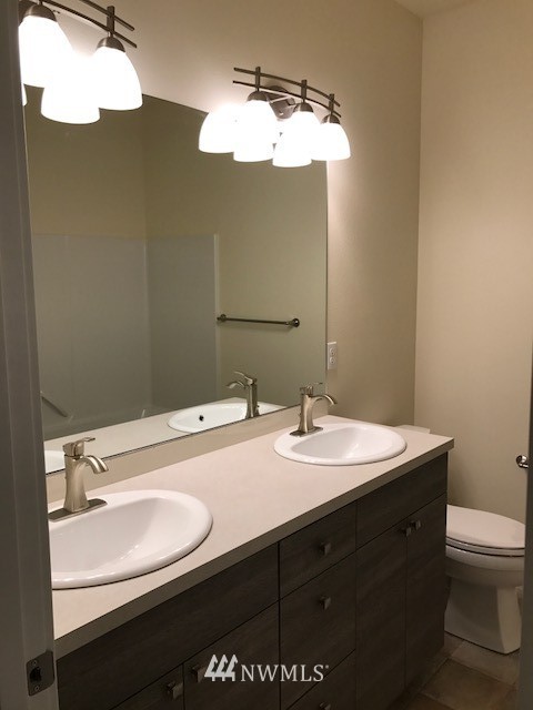 5547 South Langston Road Seattle, WA 98178 - Photo 11 of 14 Gallery Image 11