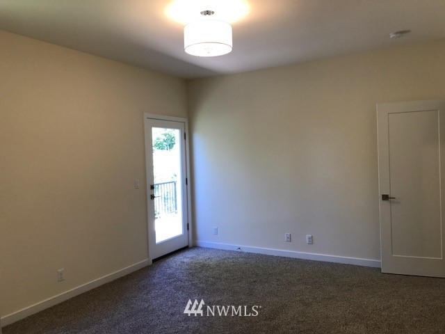 5547 South Langston Road Seattle, WA 98178 - Photo 12 of 14 Gallery Image 12