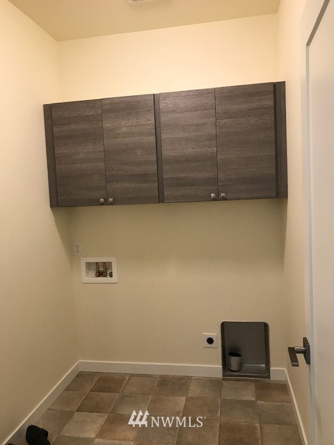 5547 South Langston Road Seattle, WA 98178 - Photo 13 of 14 Gallery Image 13
