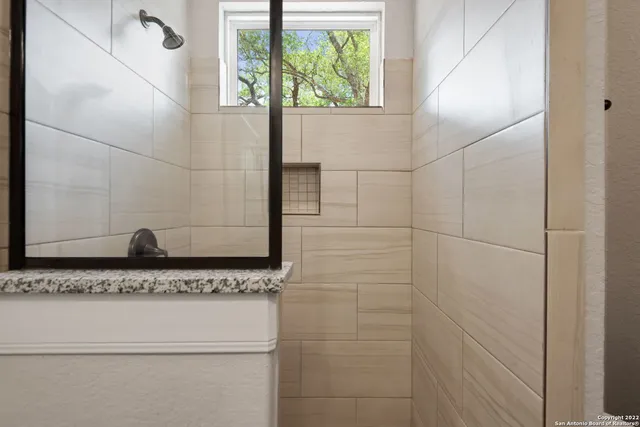 $1,695 | 2820 Puter Creek Road, Unit B, Spring Branch, TX 78070