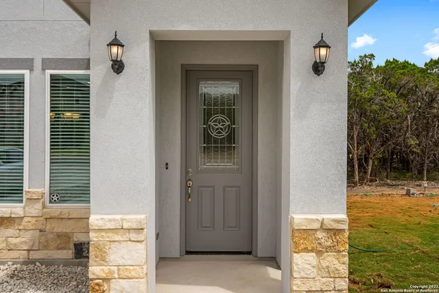 $1,695 | 2820 Puter Creek Road, Unit B, Spring Branch, TX 78070