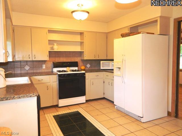 5557 Dailey Road Akron, OH 44319 - Photo 23 of 25