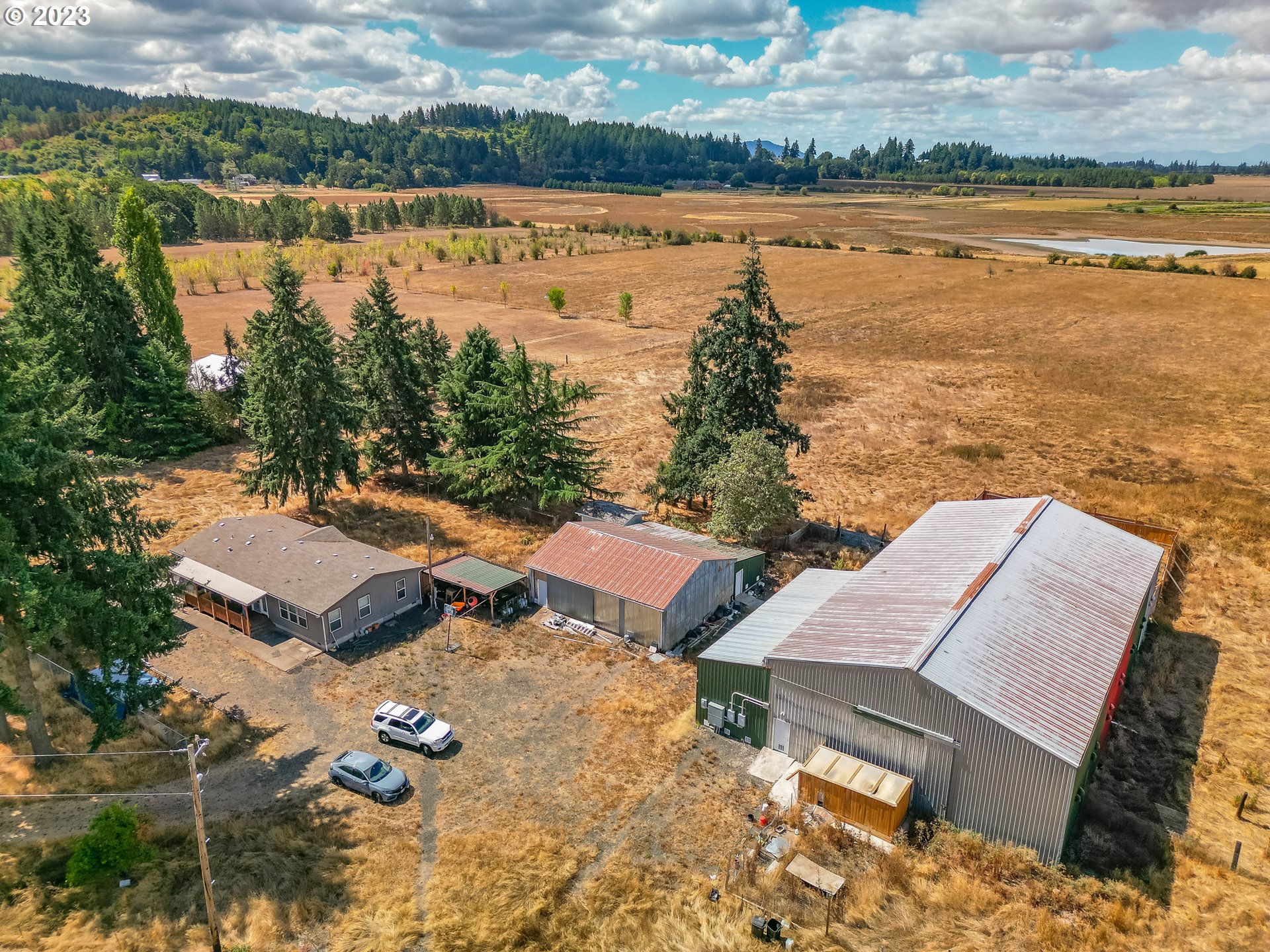 33778 Bond Road Lebanon, OR 97355 - Photo 6 of 12 a view of an ocean and beach