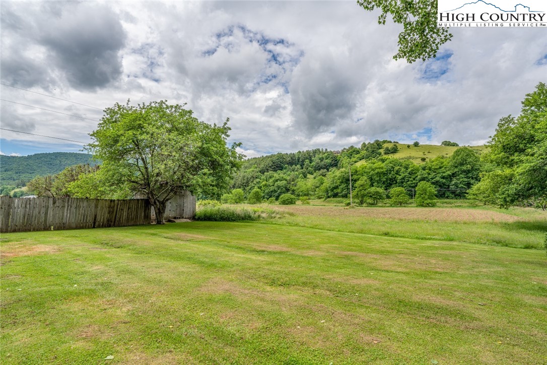 816 Howard Edmisten Road Sugar Grove, NC 28679 - Photo 35 of 49 Gallery Image 35