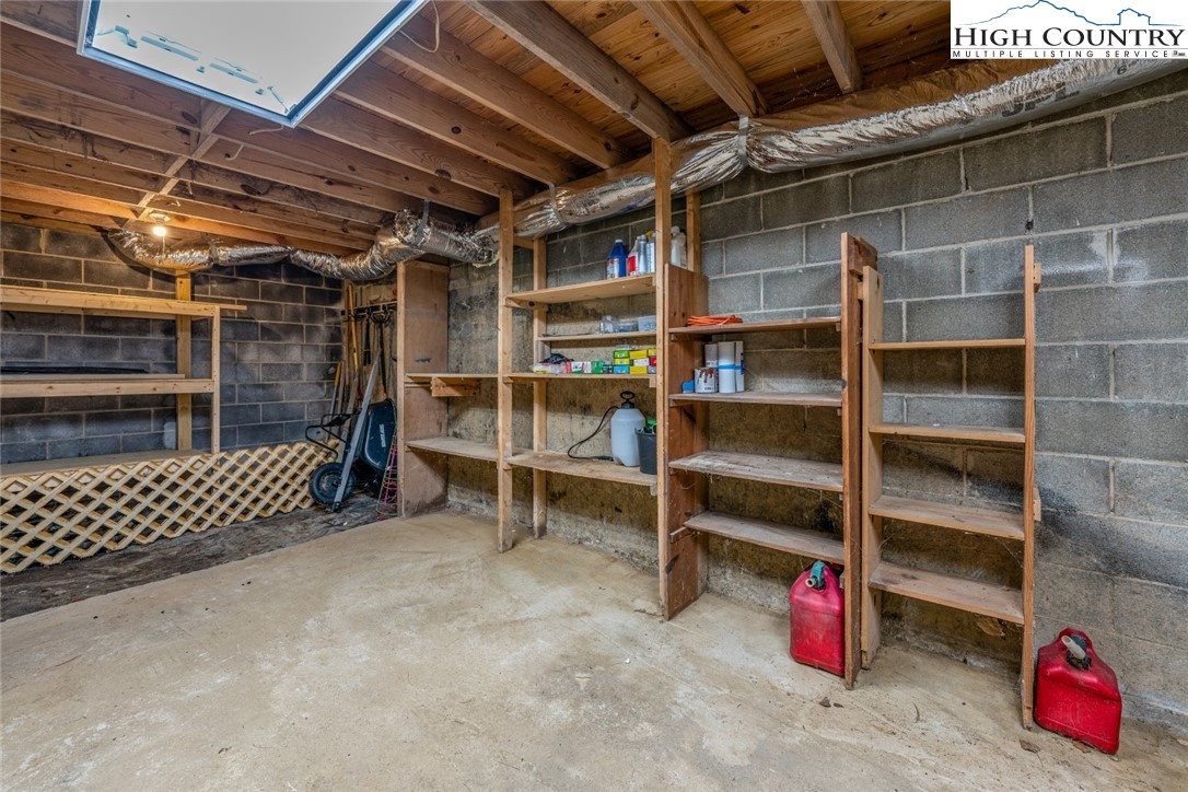 816 Howard Edmisten Road Sugar Grove, NC 28679 - Photo 44 of 49 Gallery Image 44