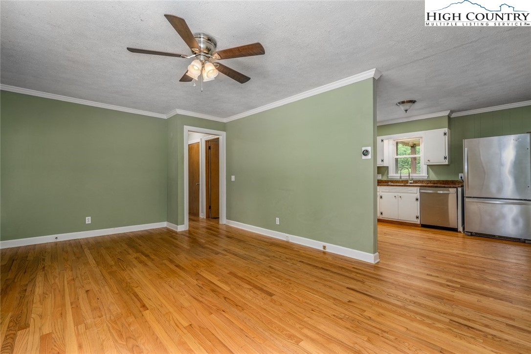 816 Howard Edmisten Road Sugar Grove, NC 28679 - Photo 8 of 49 Gallery Image 8
