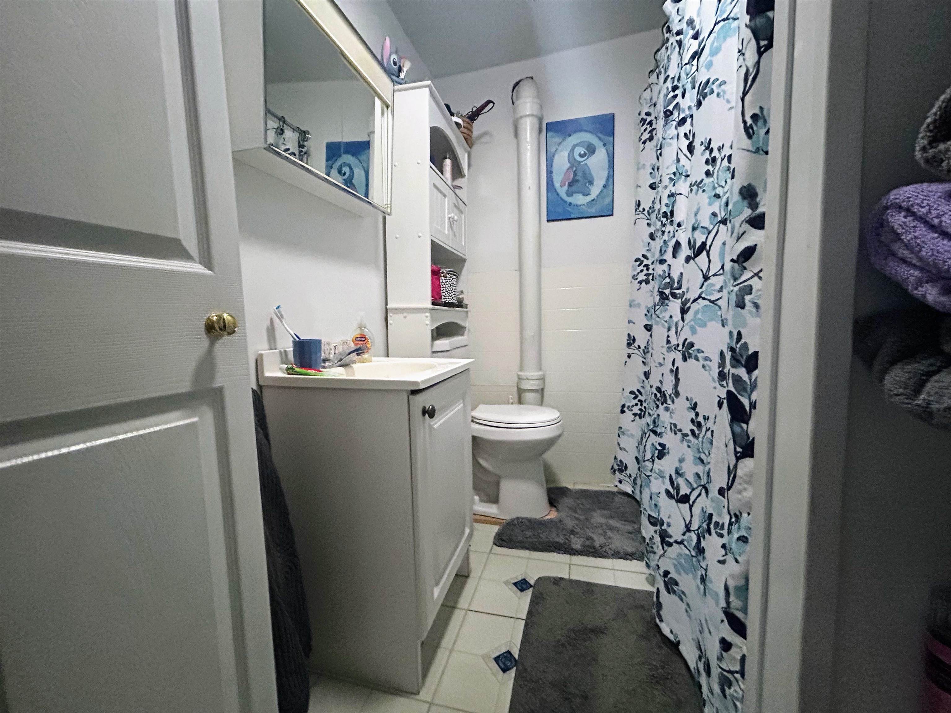 513 Giddings Street Springfield, VT 05150 - Photo 33 of 49