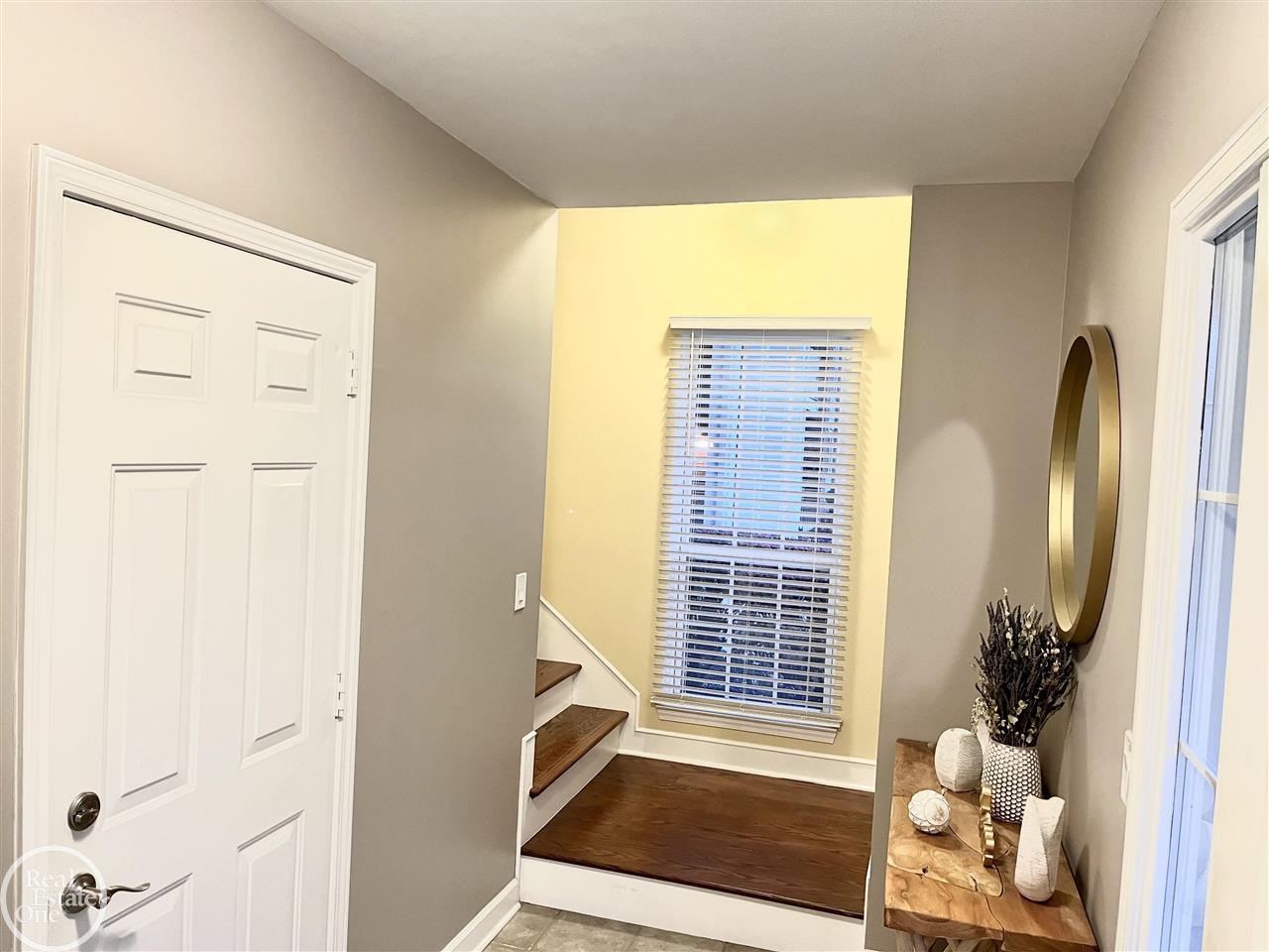 45757 Heather Ridge Drive Macomb, MI 48044 - Photo 4 of 27