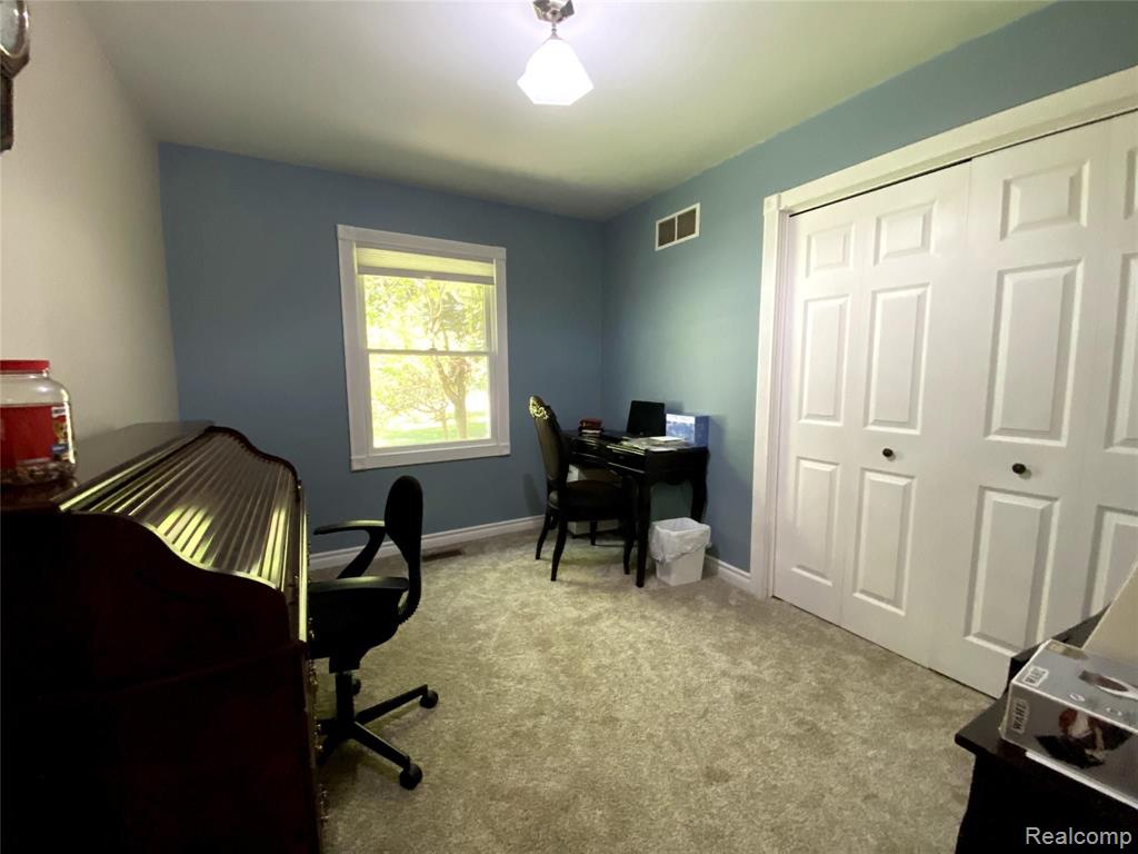 5427 Draper Road Jackson, MI 49201 - Photo 12 of 23
