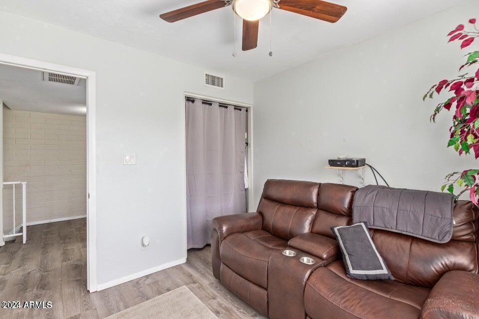 948 South Alma School Road, Unit 85 Mesa, AZ 85210 - Photo 20 of 21 Alma School 20