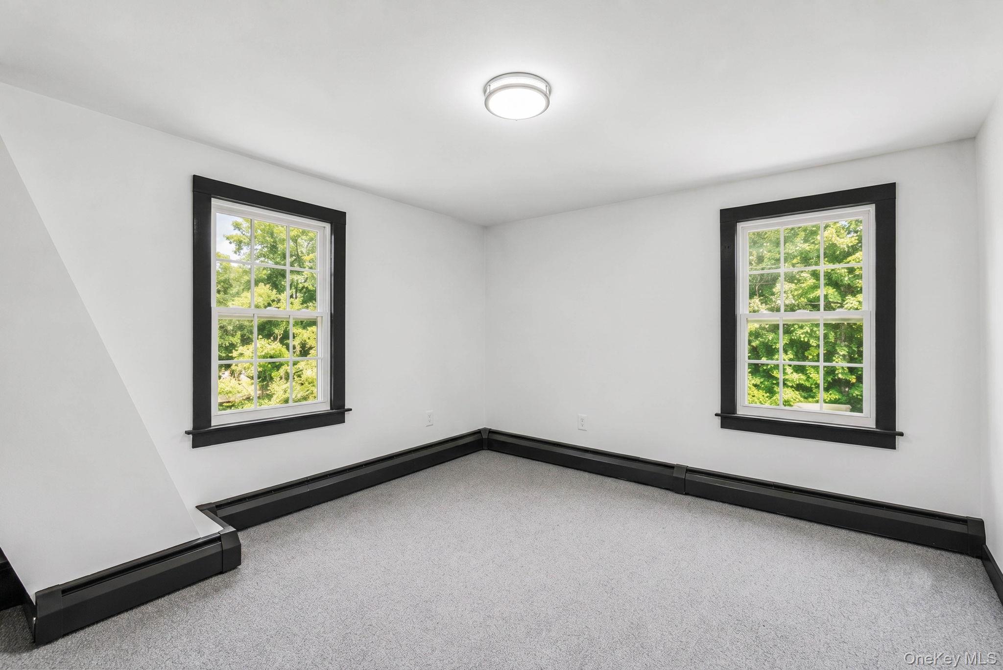 180 Quaker Street Wallkill, NY 12589 - Photo 32 of 43 Gallery Image 32