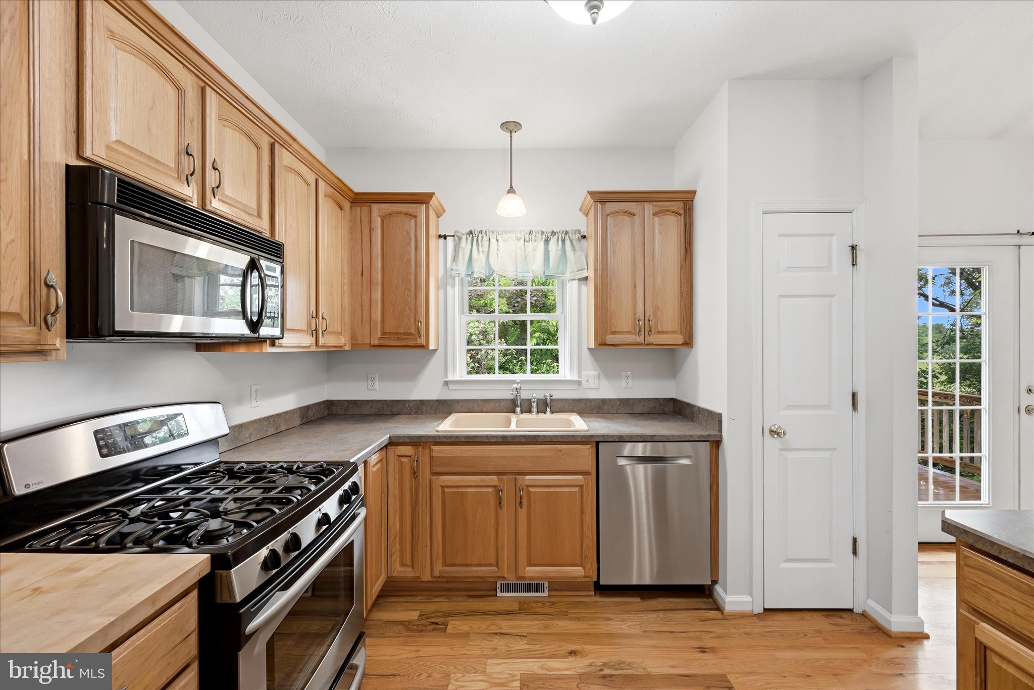 1721 Bishop Meade Road Boyce, VA 22620 - Photo 21 of 69 Kitchen