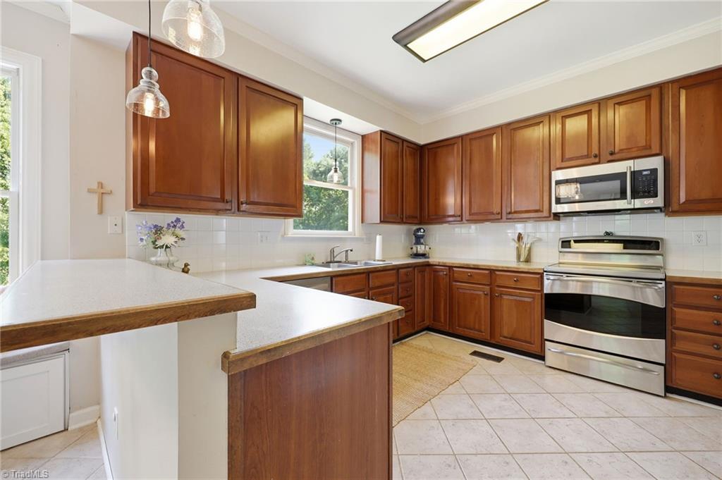 6972 Bridgewood Road Clemmons, NC 27012 - Photo 6 of 31 Gallery Image 6
