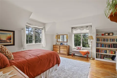 $2,595,000 | 17 Wampus Lakes Drive, Armonk, NY 10504