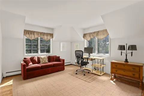 $2,595,000 | 17 Wampus Lakes Drive, Armonk, NY 10504