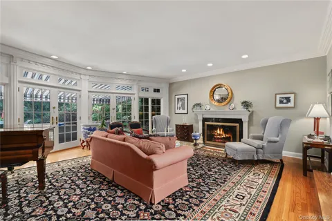 $2,595,000 | 17 Wampus Lakes Drive, Armonk, NY 10504