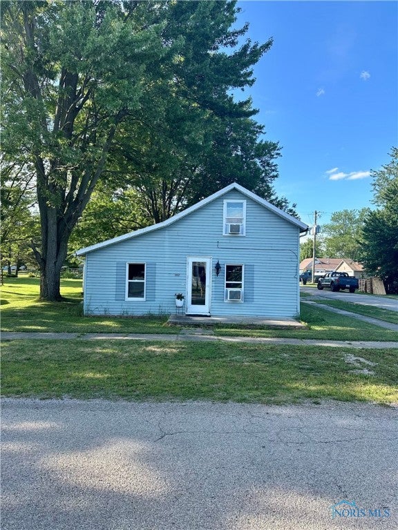 302 West Rings Street West Unity, OH 43570 - Photo 2 of 15 Gallery Image 2