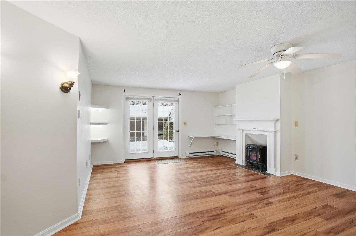 6133 The Terraces Shelburne, VT 05482 - Photo 4 of 39