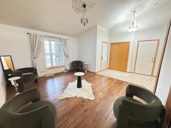 $430,000 | 1077 Gas Light, Sun Prairie, WI 53590