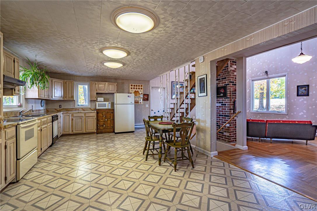 3252 Church Road Orefield, PA 18069 - Photo 10 of 50 Gallery Image 10