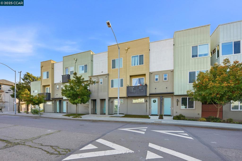 967-967 24th Street Oakland, CA 94607 - Photo 42 of 43