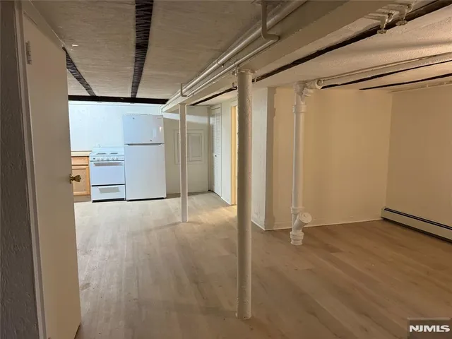 $1,000 | 9 Beaver Avenue, Unit 2, North Arlington, NJ 07031