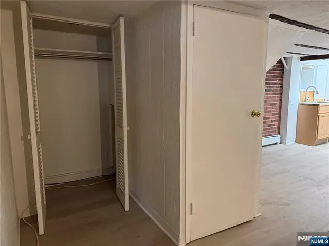 $1,000 | 9 Beaver Avenue, Unit 2, North Arlington, NJ 07031